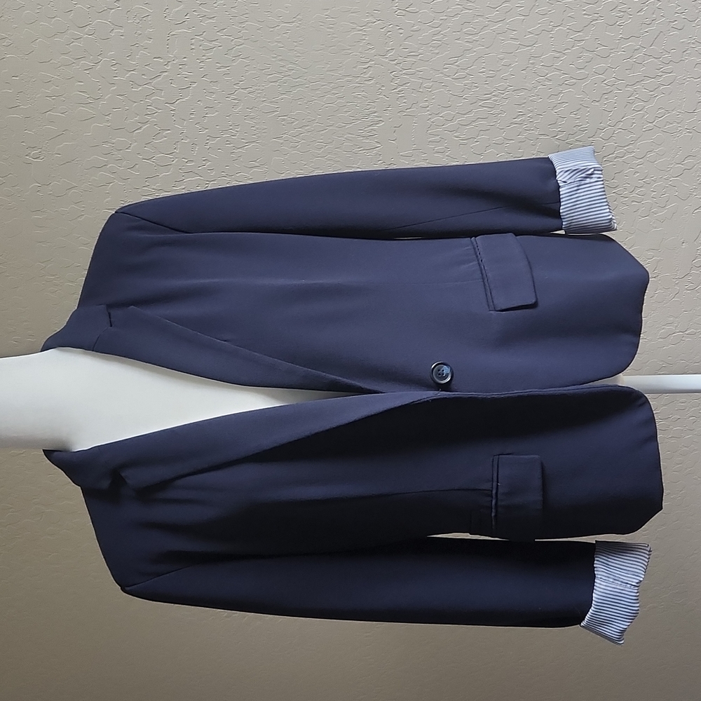 Woman's Navy Blue Blazer- Size 14 (fits like 12 Junior)